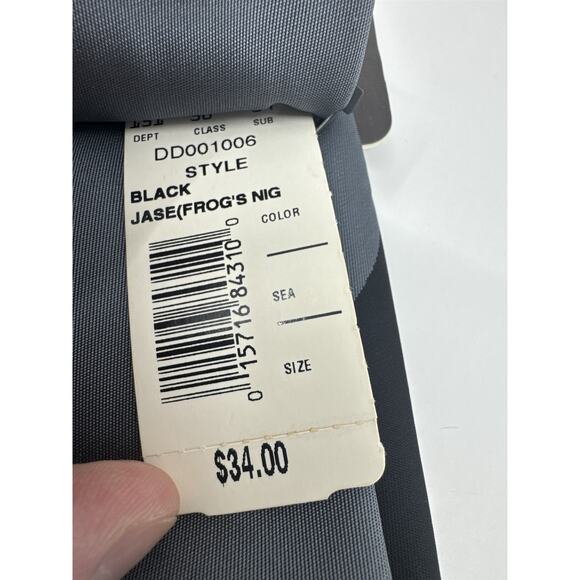 A&E Duck Dynasty Mens Tie I'm A Frog's Nightmare Jase Gray/Black Tie - Picture 3 of 4